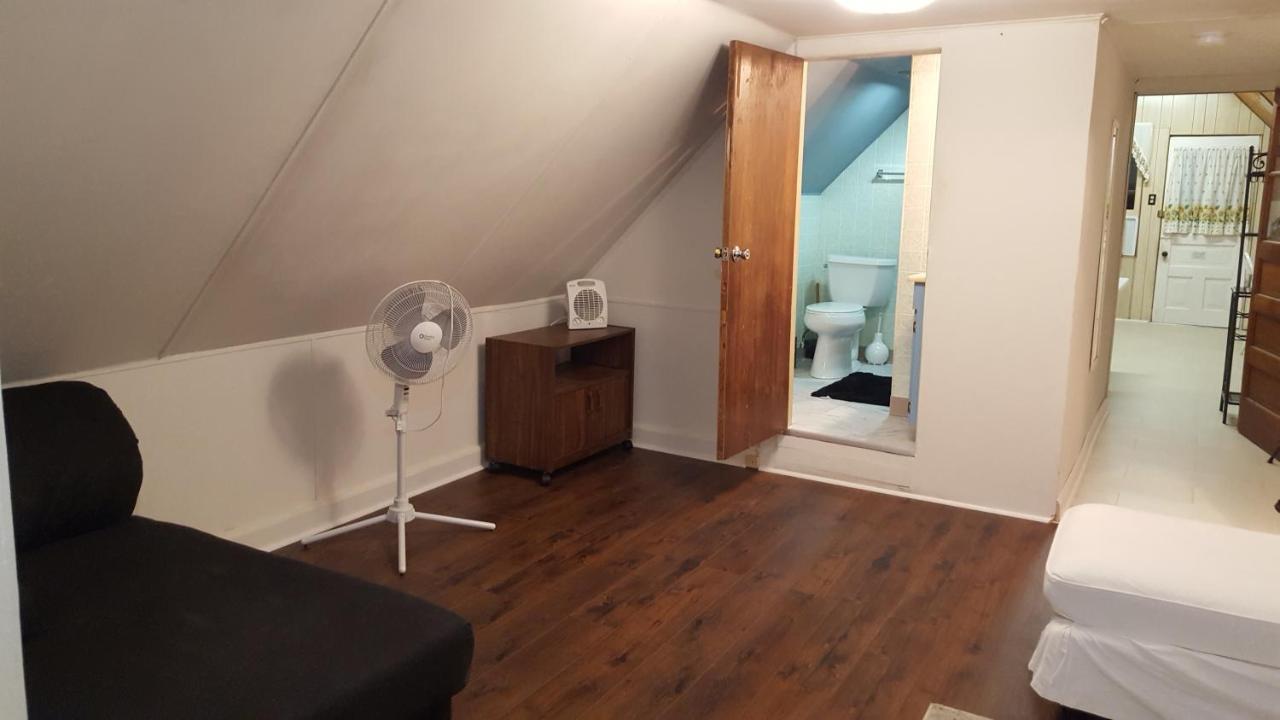 The Avondale Attic Apartment ชิคาโก ภายนอก รูปภาพ
