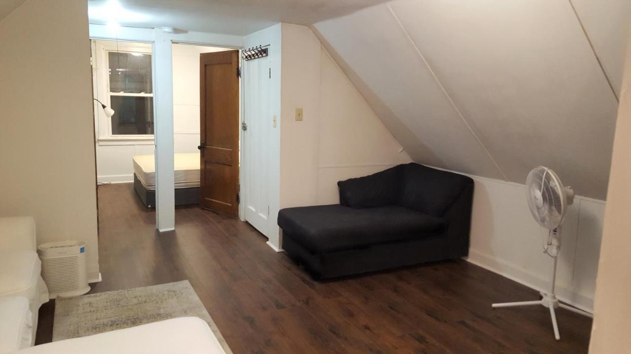 The Avondale Attic Apartment ชิคาโก ภายนอก รูปภาพ